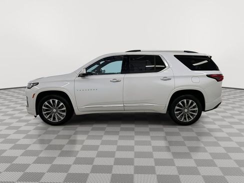 Used 2022 Chevrolet Traverse Premier w/ LPO, Floor Liner Package image 6