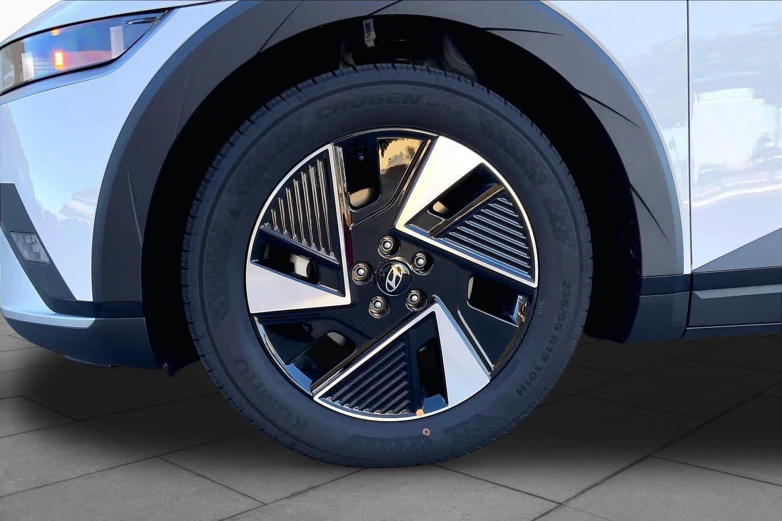New 2027 Hyundai Ioniq 5 SEL RWD image 11