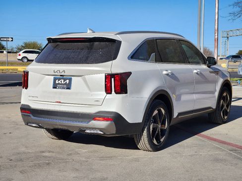 New 2026 Kia Sorento EX image 4