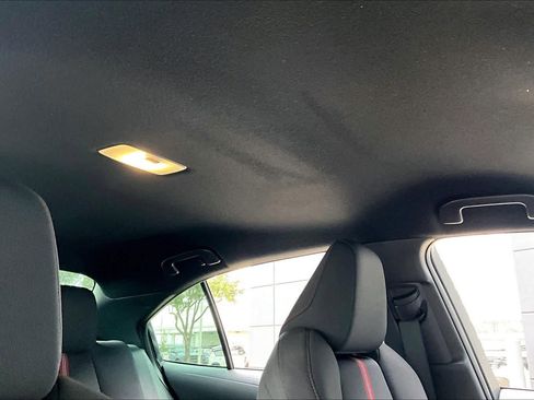 Used 2023 Toyota Corolla SE image 13