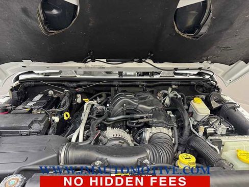 Used 2017 Jeep Wrangler Unlimited Rubicon image 9