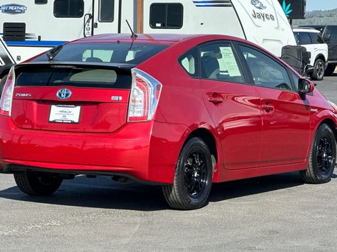 Used 2015 Toyota Prius Two FWD image 4