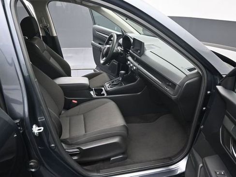 Certified 2025 Honda CR-V EX image 27