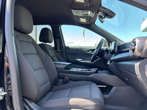 Used 2025 Chevrolet Equinox LT AWD/4WD image 36