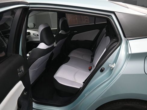 Used 2017 Toyota Prius Two w/ Carpet Mat Package FWD image 25