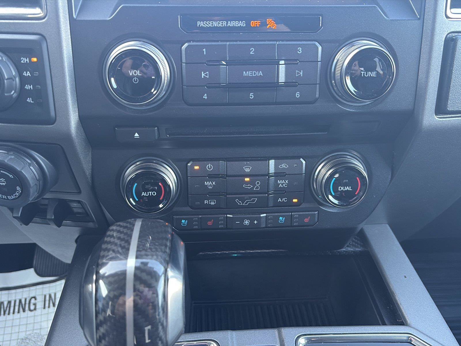 Used 2018 Ford F150 Raptor w/ Equipment Group 802A Luxury AWD/4WD image 18