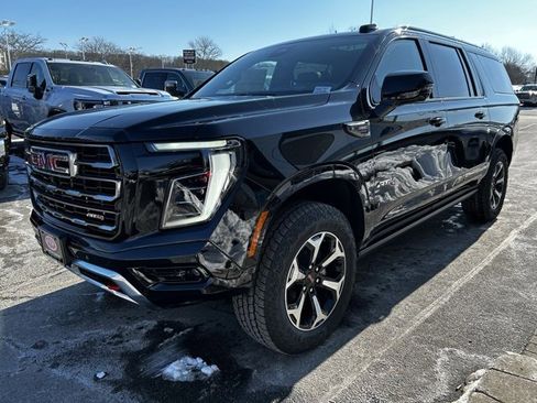 New 2025 GMC Yukon XL AT4 w/ AT4 Premium Plus Package image 3