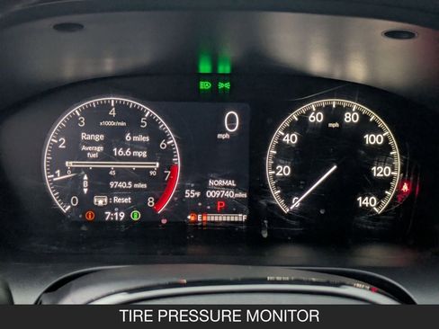 Used 2025 Honda HR-V Sport image 19