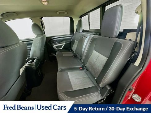Used 2022 Nissan Titan SV w/ SV Convenience Package AWD/4WD image 31