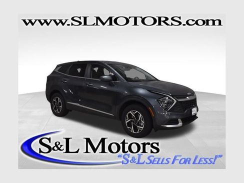 Used 2025 Kia Sportage LX AWD/4WD image 1
