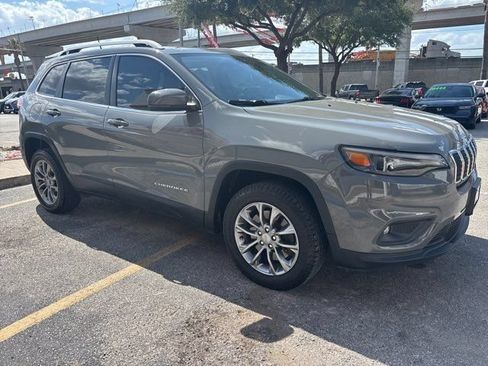 Used 2020 Jeep Cherokee Latitude Plus FWD image 7