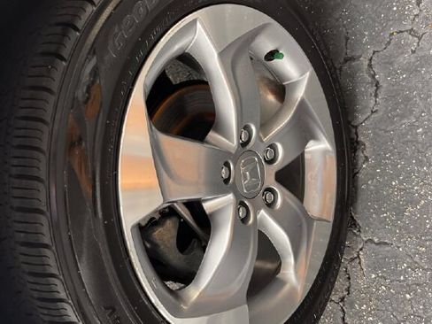 Used 2021 Honda HR-V LX image 26