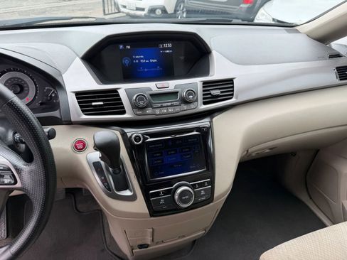 Used 2016 Honda Odyssey EX image 35