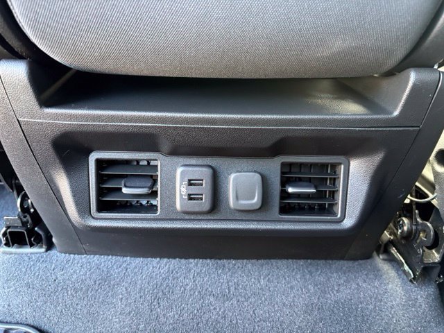 Used 2021 Chevrolet Silverado 1500 RST w/ Bed Protection Package RWD image 13