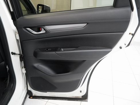 Used 2021 MAZDA CX-5 Touring image 27