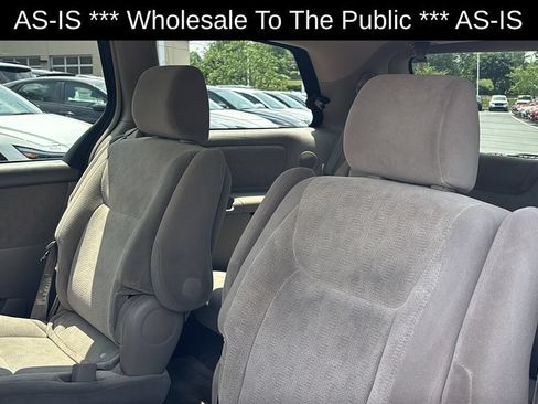 Used 2005 Toyota Sienna XLE FWD image 26