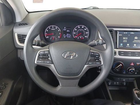 Used 2022 Hyundai Accent SEL FWD image 16