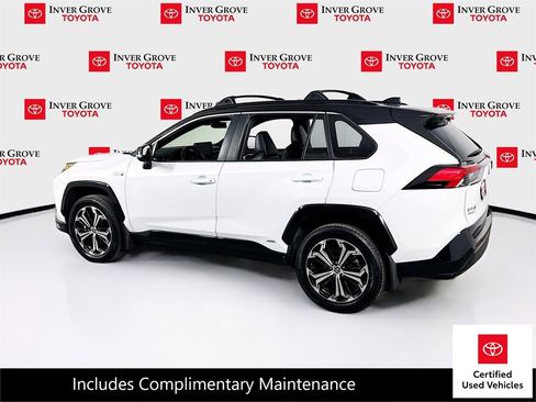 Certified 2023 Toyota RAV4 XSE w/ Weather Package AWD/4WD image 7