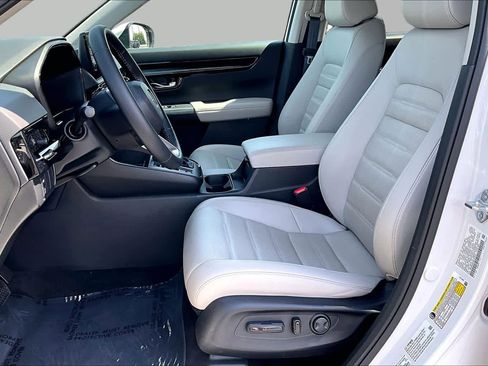 Used 2025 Honda CR-V EX-L image 7