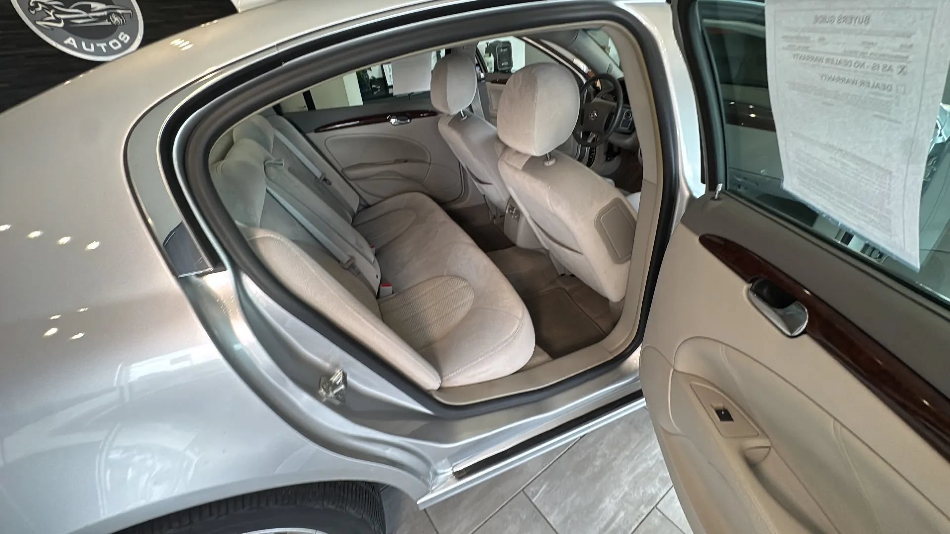 Used 2010 Buick Lucerne CX FWD image 51