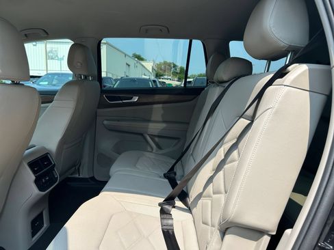 Used 2026 Volkswagen Atlas SE AWD/4WD image 23