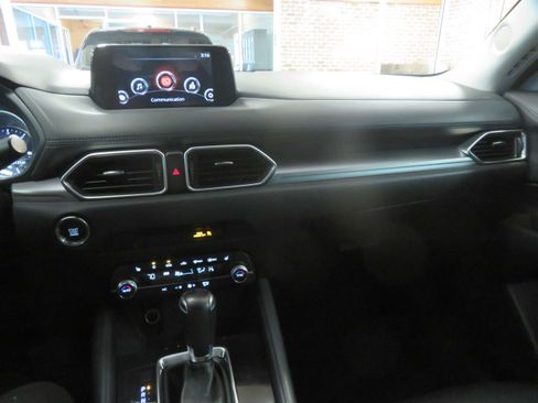 Used 2019 MAZDA CX-5 Touring image 35