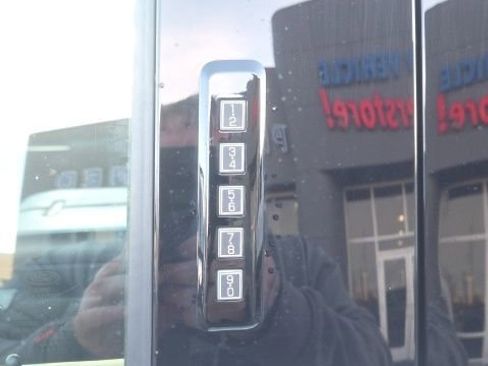 Used 2023 Ford F150 Platinum w/ Equipment Group 701A High image 21