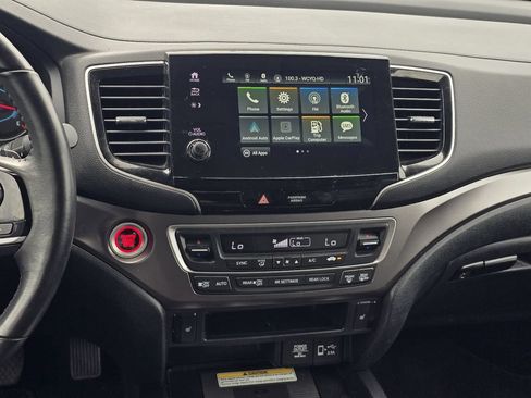 Used 2022 Honda Pilot Special Edition image 17