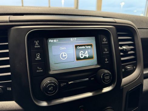 Used 2015 RAM 1500 Express image 27