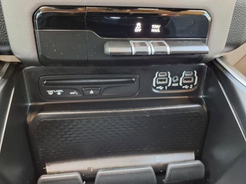 Used 2019 RAM 1500 Big Horn image 10