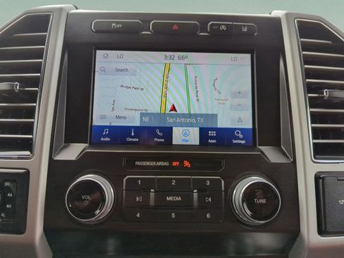 Used 2020 Ford F150 King Ranch image 35