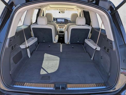 Used 2020 Mercedes-Benz GLS 580 4MATIC image 21