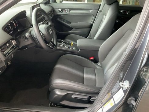 Certified 2024 Honda Civic Sport image 3