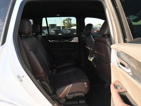 New 2024 Cadillac XT6 Premium Luxury w/ Technology Package image 24