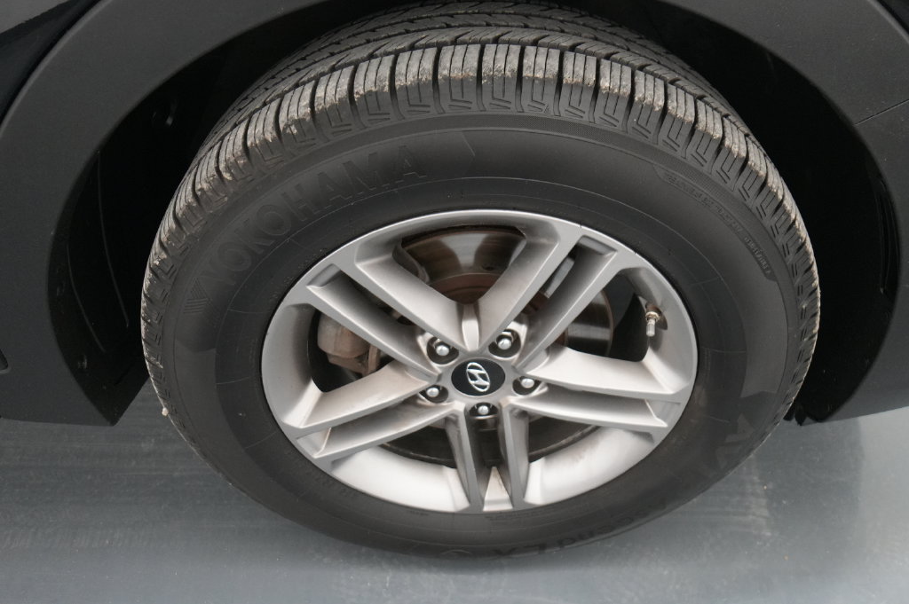 Used 2017 Hyundai Santa Fe Sport AWD/4WD image 10