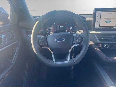 New 2026 Ford Explorer ST-Line w/ ST-Line Street Pack image 10