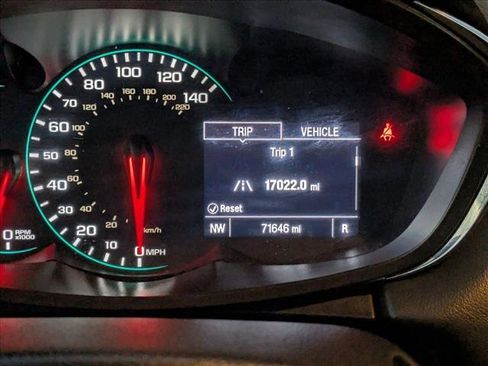 Used 2018 Chevrolet Trax LS image 11