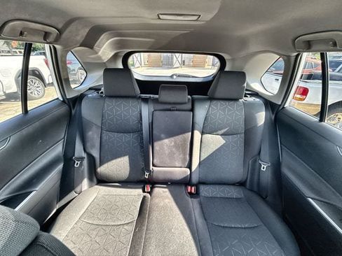 Used 2024 Toyota RAV4 XLE AWD/4WD image 21