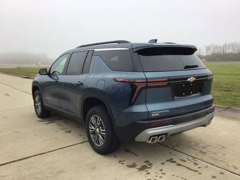 New 2026 Chevrolet Traverse LT image 8