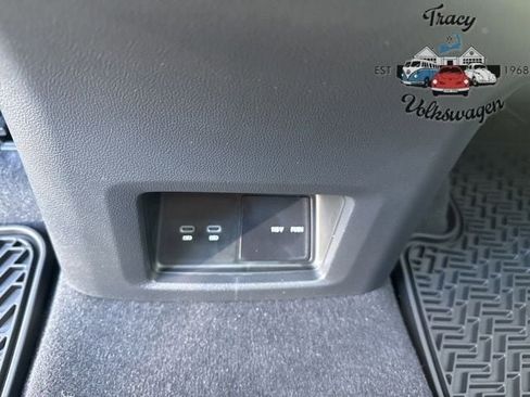 New 2026 Volkswagen Atlas Cross Sport SE image 22