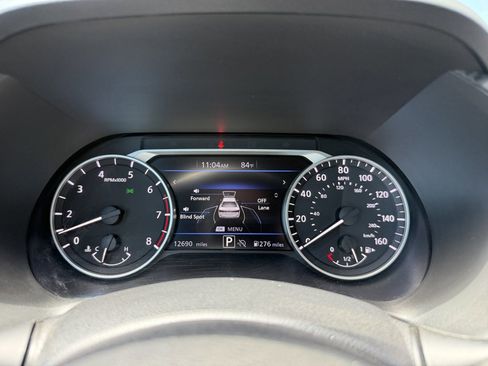 Used 2025 Nissan Sentra SV FWD image 17