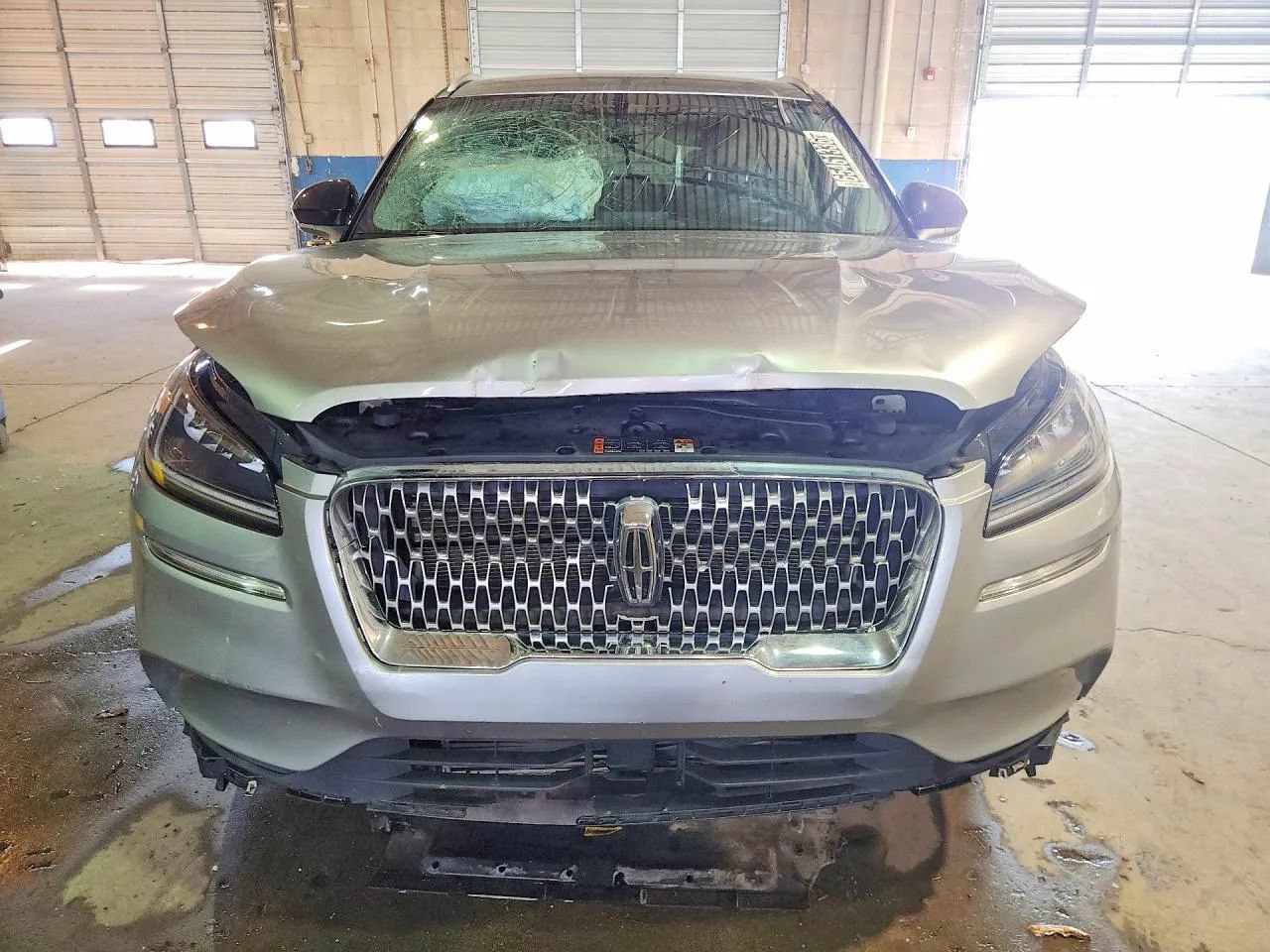Used 2022 Lincoln Corsair AWD w/ Equipment Group 101A image 5
