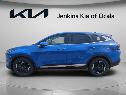 New 2026 Kia Sportage EX FWD image 6