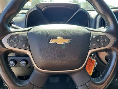 Used 2022 Chevrolet Colorado Z71 image 11