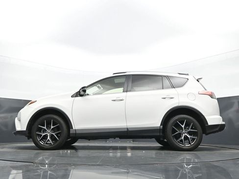 Used 2016 Toyota RAV4 SE FWD image 23