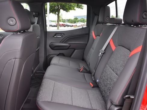 New 2026 Chevrolet Colorado Z71 w/ Technology Package AWD/4WD image 17