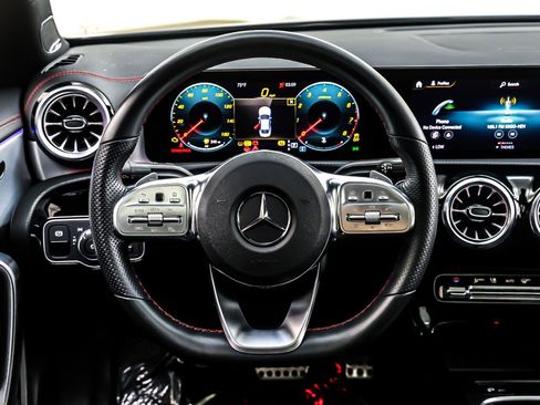 Used 2023 Mercedes-Benz CLA 250 image 19