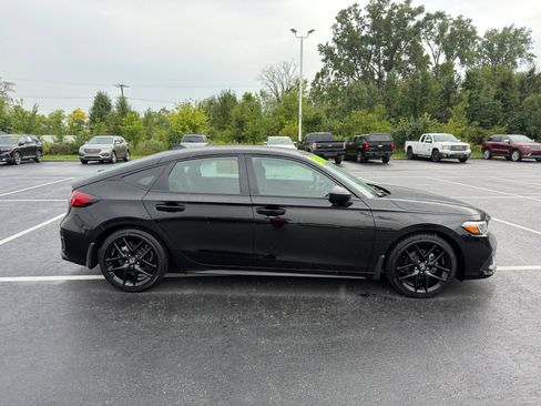 Used 2024 Honda Civic Sport image 7
