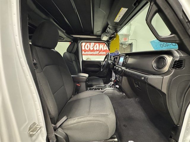 Used 2023 Jeep Wrangler Unlimited w/ Sun & Screen Package AWD/4WD image 12