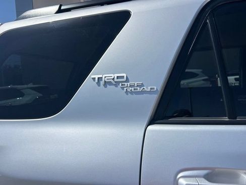 Used 2024 Toyota 4Runner TRD Off-Road Premium w/ Off Road Premium Plus Package AWD/4WD image 3